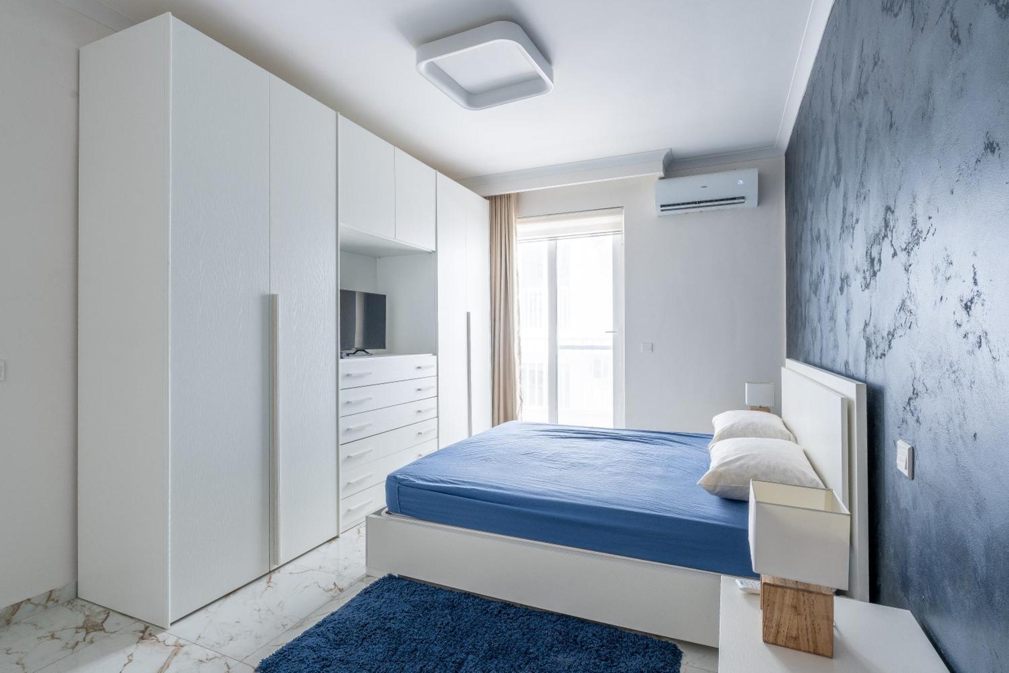 Modern & Luxurious Apartment - Prime Location เซนต์พอลส์เบย์ ภายนอก รูปภาพ